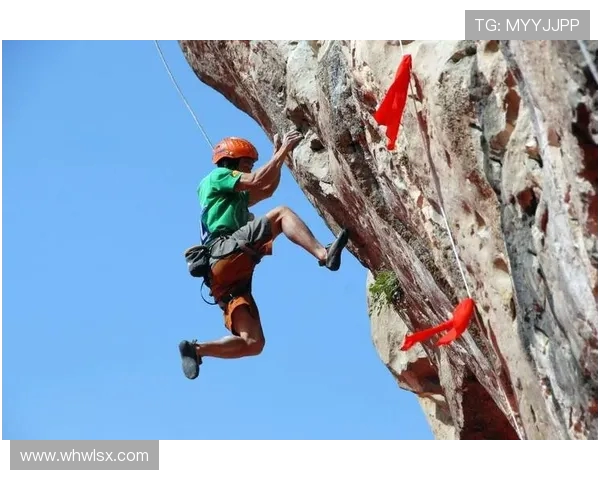 深圳极限运动队在世界攀岩锦标赛中以72分稳居积分榜首位