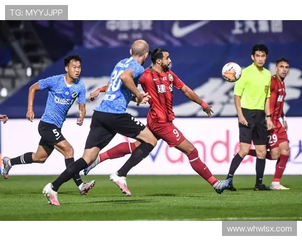 中超精彩对决深圳队迎战大连队全力争胜展现足球魅力