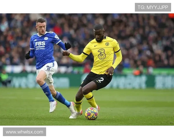 格勒诺布主场迎战奥尔良争夺三分双方实力对决引人关注 格勒诺布主场迎战奥尔良争夺三分双方实力对决引人关注